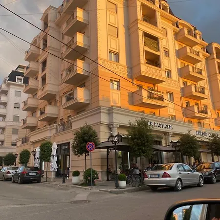 2+1 Center Of Apartment *