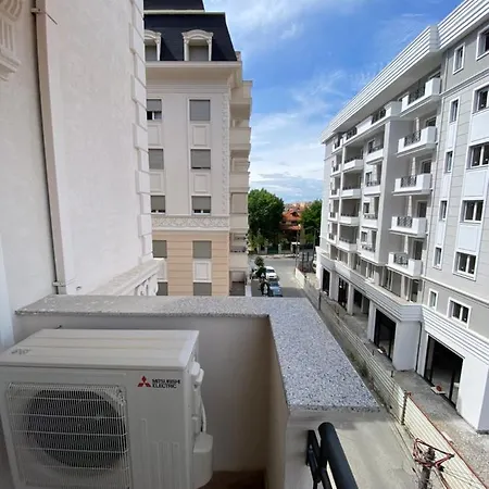 2+1 Center Of Apartment *